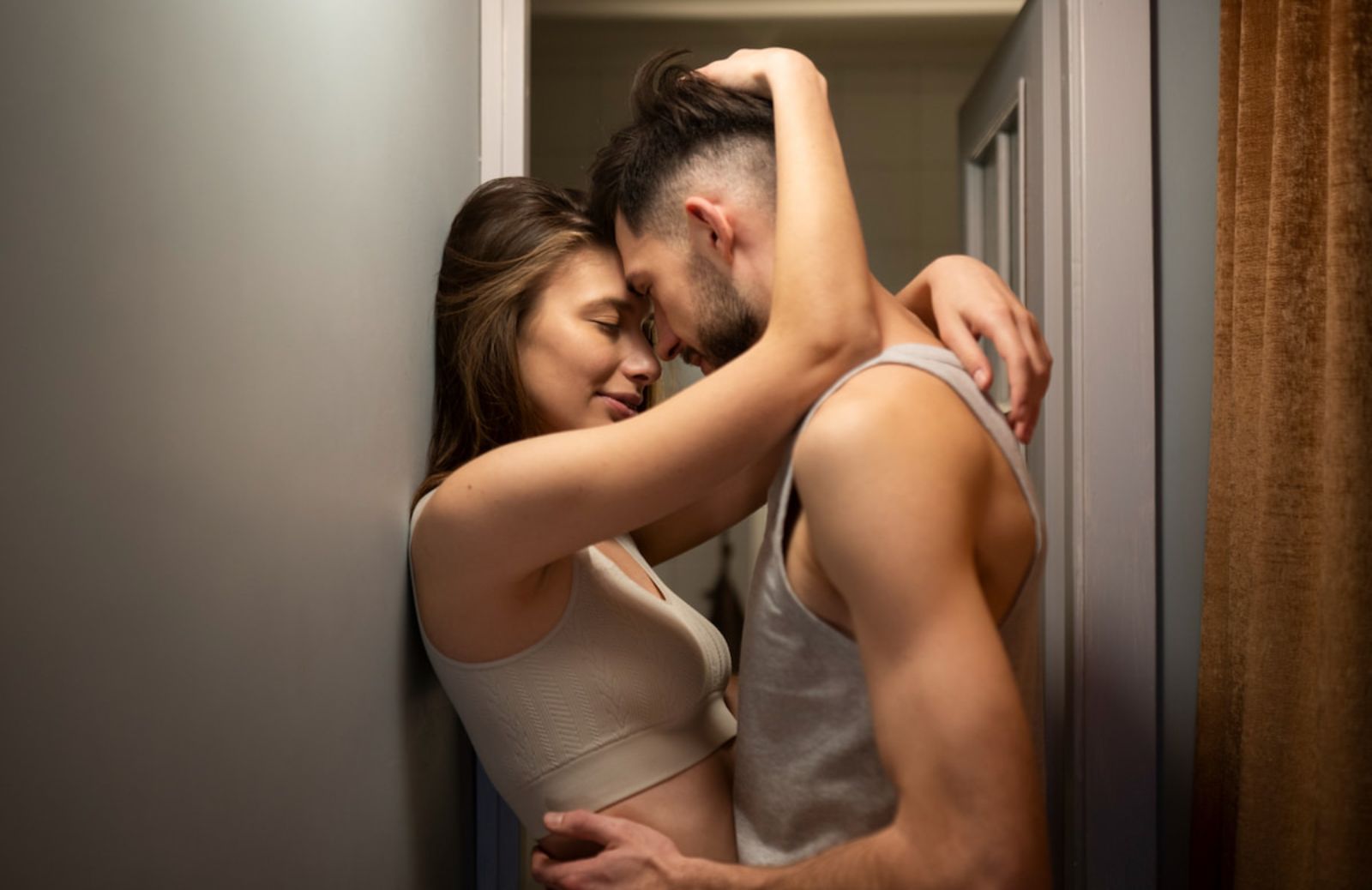 Dirty talk, le frasi sporche da dire mentre si fa sesso