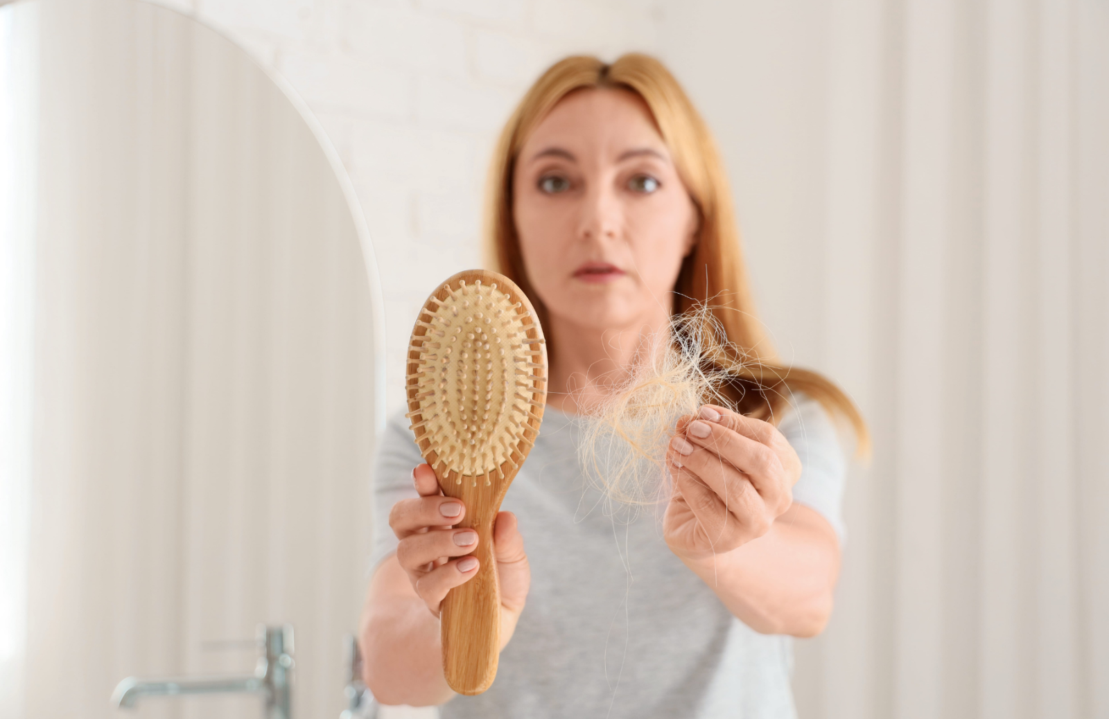 Diradamento dei capelli: dalla cura del cuoio capelluto alle soluzioni professionali