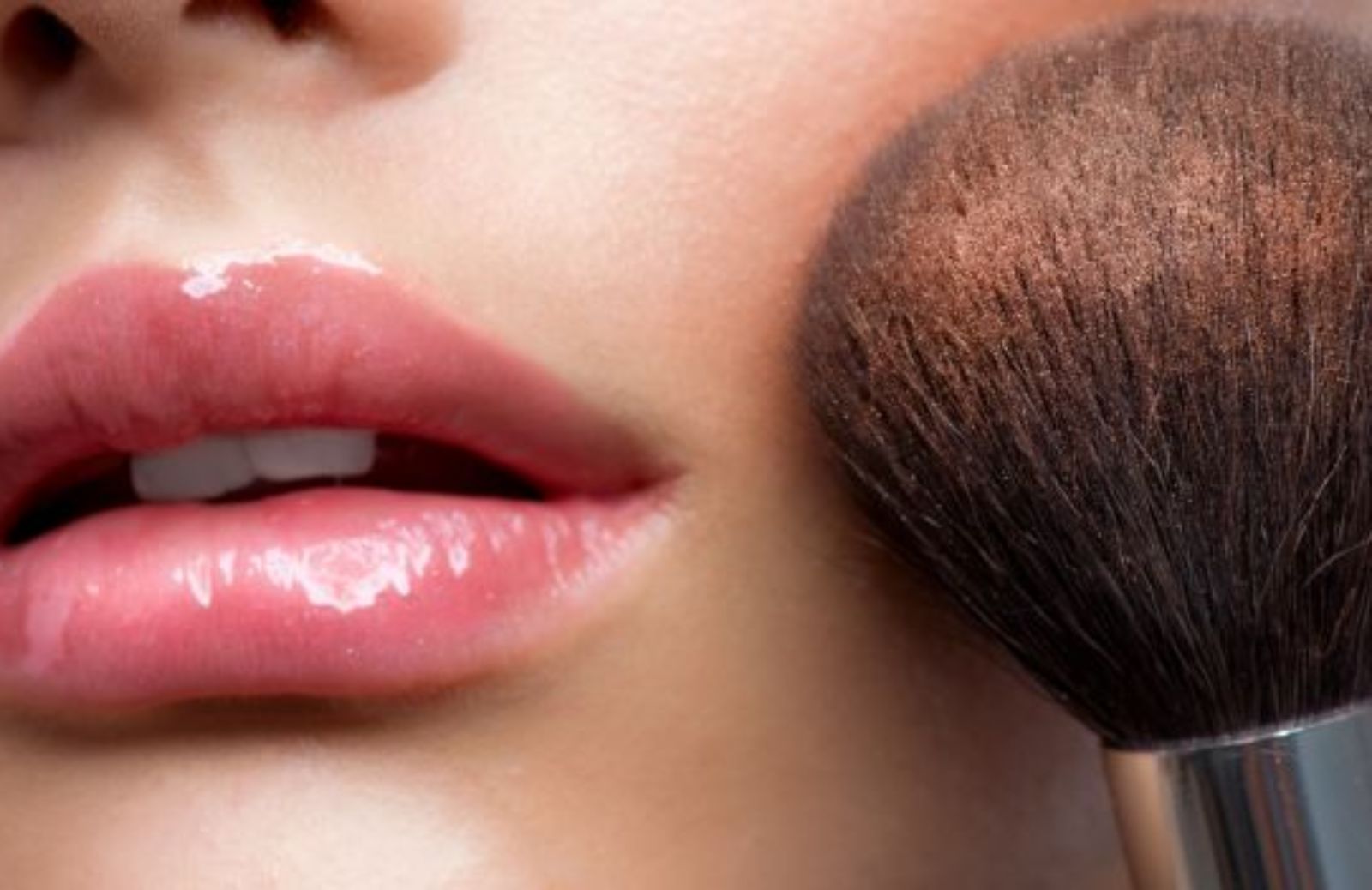 Come fare un perfetto trucco minerale