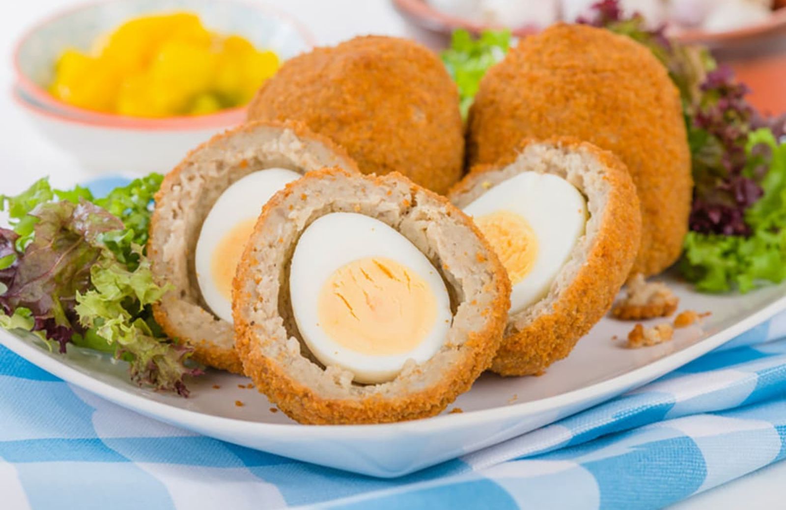 Uova alla monachina: la ricetta campana
