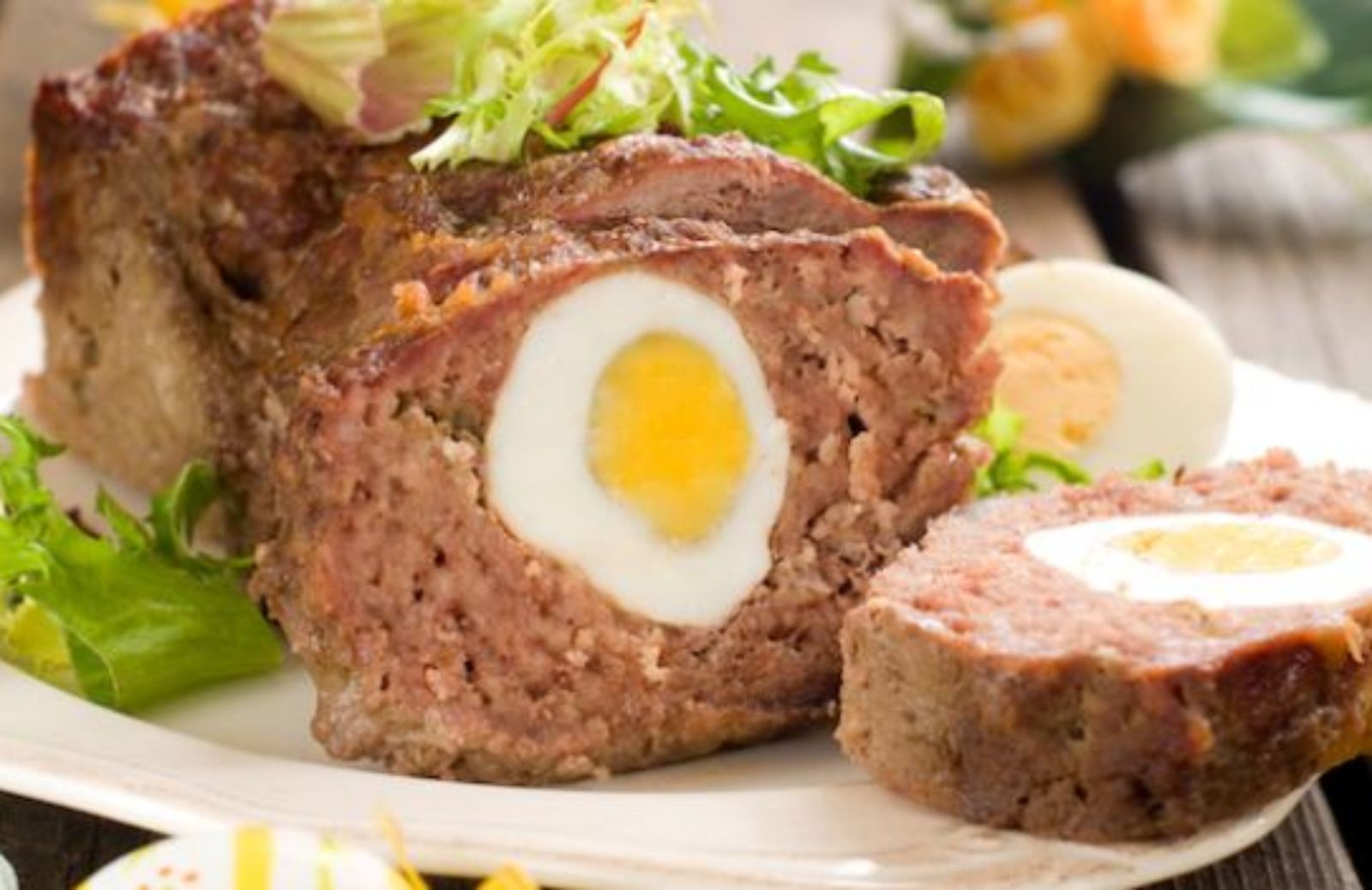Polpettone di Pasqua con uovo sodo: la ricetta