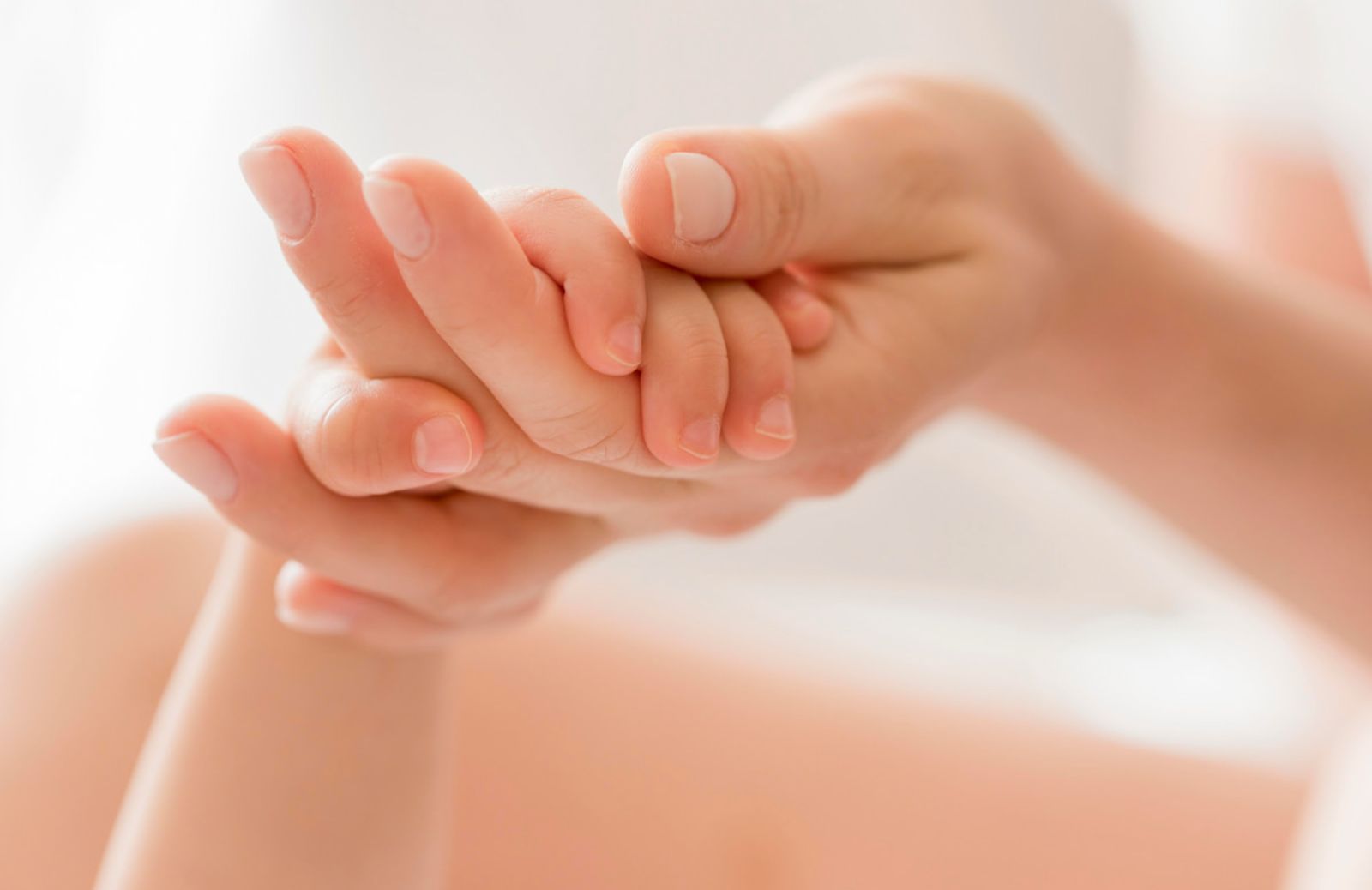 Come aiutare i bambini a non mangiarsi le unghie