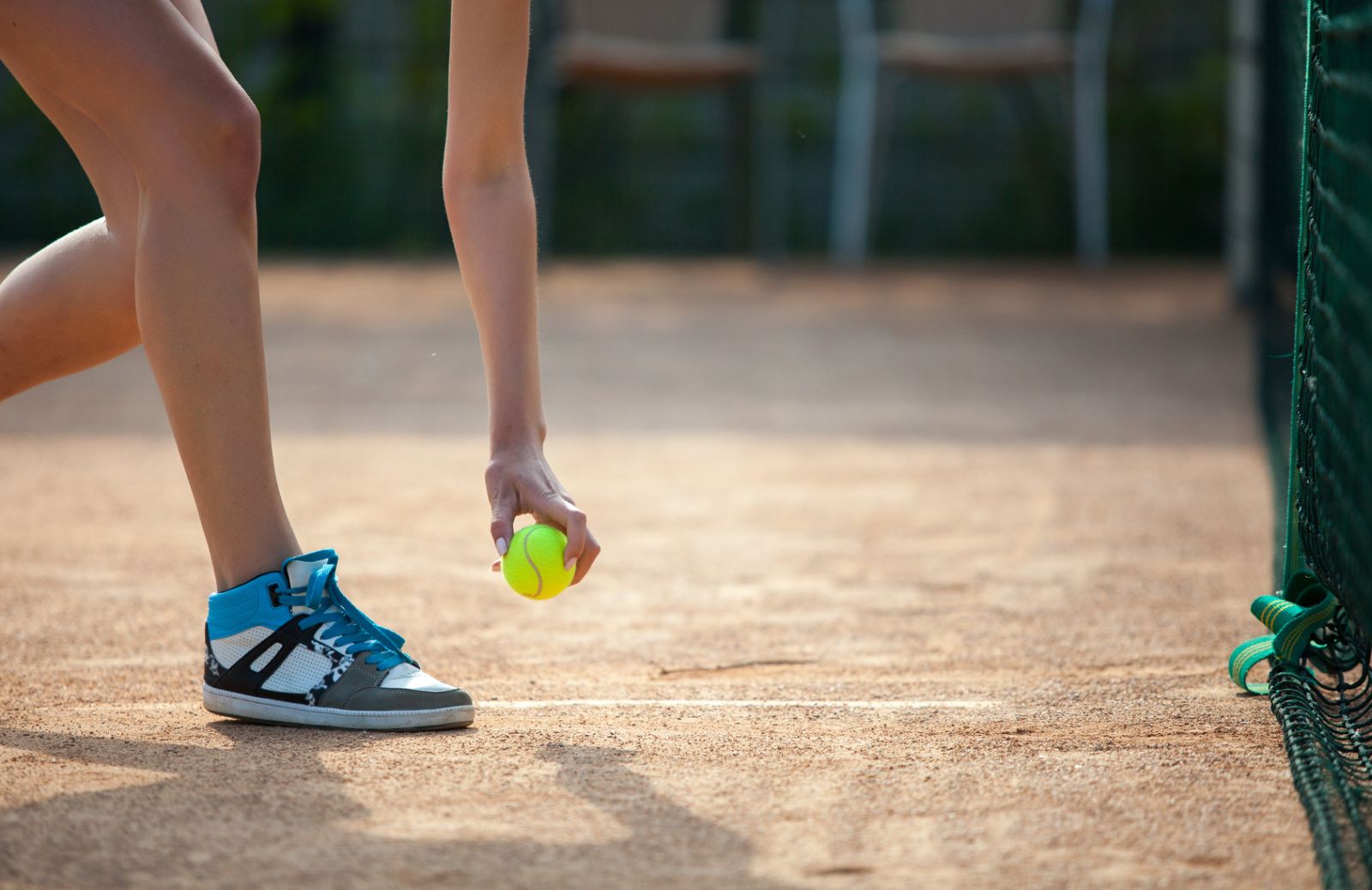 Come usare la pallina da tennis per tonificare i muscoli