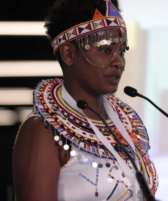<p>Sfuggita alla mutilazione genitale, oggi la keniana Nice Nailantei Leng&rsquo;ete si batte per aiutare le giovani donne africane: insieme ad Amref Helth Africa ha salvato almeno 15mila ragazze da queste barbare pratiche e da matrimoni combinati a cui sarebbero state costrette.</p>
<p>&nbsp;</p>
