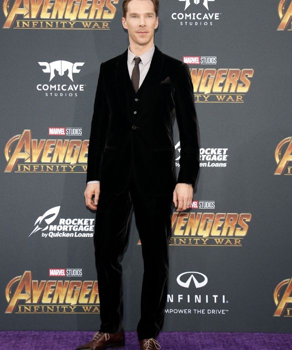 <p>Da Porto Rico all&rsquo;Inghilterra di Benedict Cumberbatch, Sherlock Holmes prima e Doctor Strange poi. L&rsquo;attore britannico ha lineamenti insoliti, un po&rsquo; da alieno. Saranno gli occhi azzurri, sar&agrave; (per chi guarda serie e film in lingua originale) la voce profonda, ma anche lui &egrave; un &ldquo;diversamente bello&rdquo; che piace.</p>
