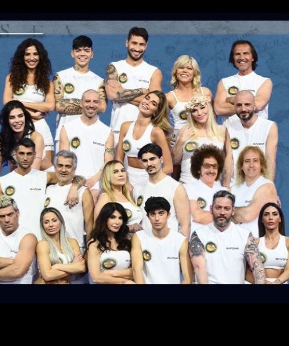 <p>Il mondo della tv italiana &egrave; in fibrillazione per la nuova edizione de L<strong><em>&rsquo;Isola dei Famosi</em></strong>, che torna su <strong>Canale 5</strong>. Alla conduzione ancora <strong>Ilary Blasi</strong>, assistita&nbsp;in studio da <strong>Vladimir Luxuria</strong> (vincitrice nel 2008) e <strong>Nicola Savino</strong> (presentatore nel biennio 2011-12): si torna sempre dove si &egrave; stati bene. Pur di non essere spedito di nuovo a Cayos Cochinos, Alvin ha tentato la carta-Covid, senza successo. Scopriamo, con quel pizzico di sana ironia,<strong> chi sono i partecipanti dell&rsquo;Isola dei Famosi 2022</strong>, divisi in singoli e coppie. Attenzione: alcuni sono famosi davvero.</p>

