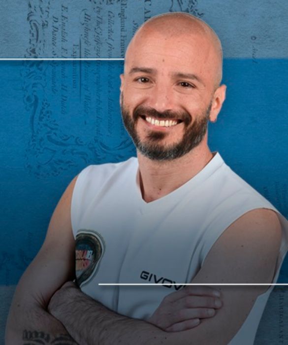 <p>Se Vaporidis &egrave; riuscito a stare insieme a Cristiana Capotondi&nbsp;e&nbsp;Ilaria Spada, ma soprattutto a sposare Giorgia Surina, tutto &egrave; possibile. Non che ci convinca di essere un attore, ma magari vincere l&rsquo;Isola dei Famosi s&igrave;.</p>
