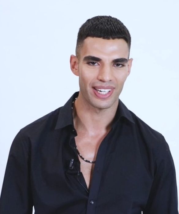 <p>Il video di presentazione sul sito del GF Vip sembra uno spezzone di The Club: &laquo;Il mio punto debole non mi viene in mente, forse non ce l&rsquo;ho&raquo;. Niente tallone da killer per il modello egiziano.</p>
