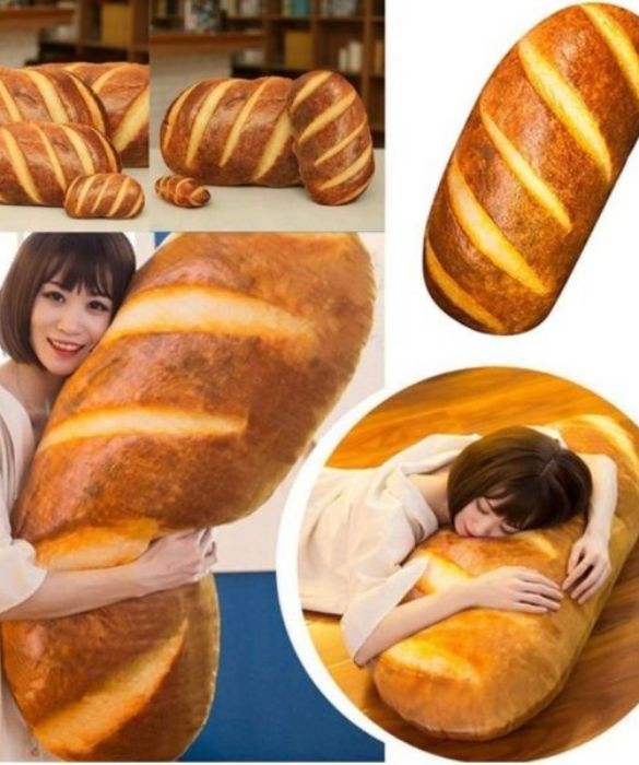 <p>Estate, purtroppo, significa anche prova costume. E se gi&agrave; dopo dieci minuti di dieta e alimentazione sana sentite la mancanza dei carboidrati, il morbido abbraccio del cuscino-baguette vi scalder&agrave; il cuore immediatamente!</p>
