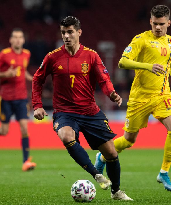 <p>Lo spagnolo Alvaro Morata va a giornate. Non puoi mai sapere se sar&agrave; incontenibile oppure se in campo sbaglier&agrave; qualsiasi cosa. Umorale, ok, ma ci va benissimo cos&igrave;. Ol&eacute;!</p>
