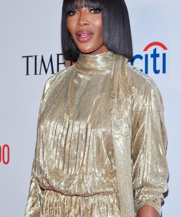 <p>Tra i compleanni famosi c&rsquo;&egrave; quello organizzato per celebrare i 36 anni di <strong>Naomi Campbell</strong>. A pagare il compagno dell&rsquo;epoca, l'uomo d&rsquo;affari emiratino <strong>Badr Jafar</strong>, che ha speso quasi due milioni di dollari per affittare per tre giorni il <strong>Burj Al-Arab </strong>di Dubai, uno degli alberghi pi&ugrave; lussuosi del mondo. Tre giorni per un lungo party con tre temi diversi: All White, Hip Hop e Grand Brazilian Samba. E poi un anello di diamanti, di cui non vogliamo sapere il costo.</p>
