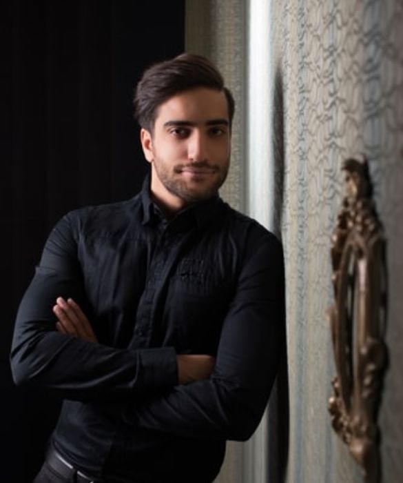 <p>Questa categoria di uomo, in realt&agrave;, non ha niente di sbagliato. L&rsquo;eventuale peso che dovreste sopportare &egrave; quello della prole a carico e, nel peggiore dei casi, di un&rsquo;ex moglie psicopatica, che lo stalkera ancora sui social.</p>
