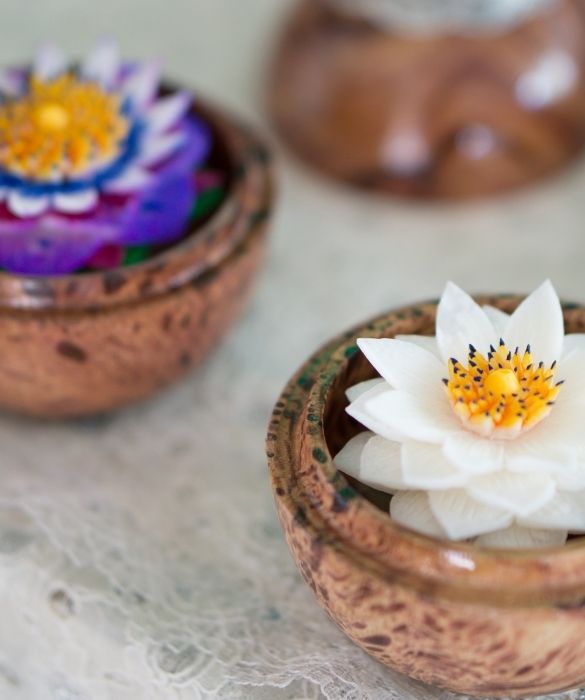 <p>Come suggerisce il nome, questo passatempo &egrave; l&rsquo;arte di intagliare il sapone per ottenere delle vere e proprie sculture. Nato in Thailandia, sta prendendo piede ovunque.</p>
