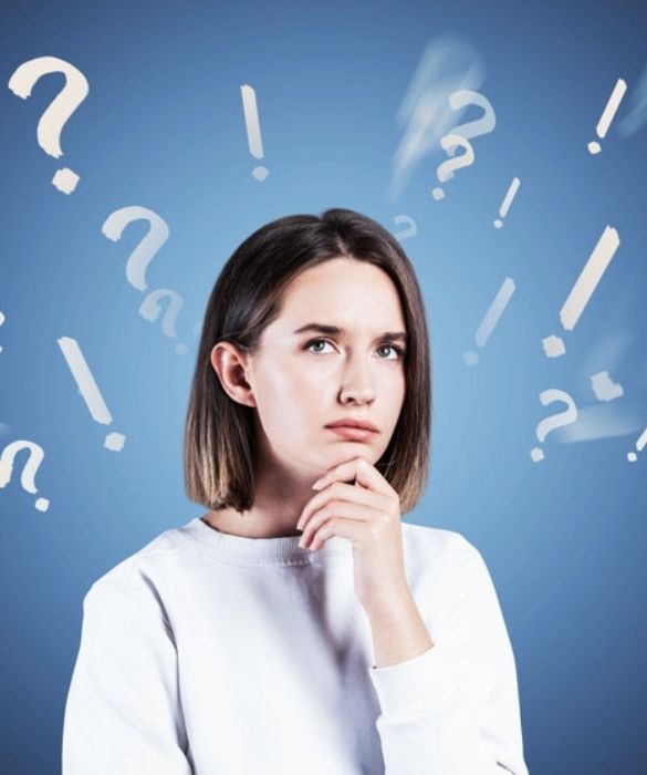 <p>Confessare di avere una dipendenza al primo appuntamento non &egrave; da tutti. Se &egrave; infognato con qualcosa, comunque, ricorda&nbsp;che sarete sempre in tre. Tu, lui e&hellip; i videogiochi, il calcetto, la bici, la marijuana, l&rsquo;amante.&nbsp;</p>

