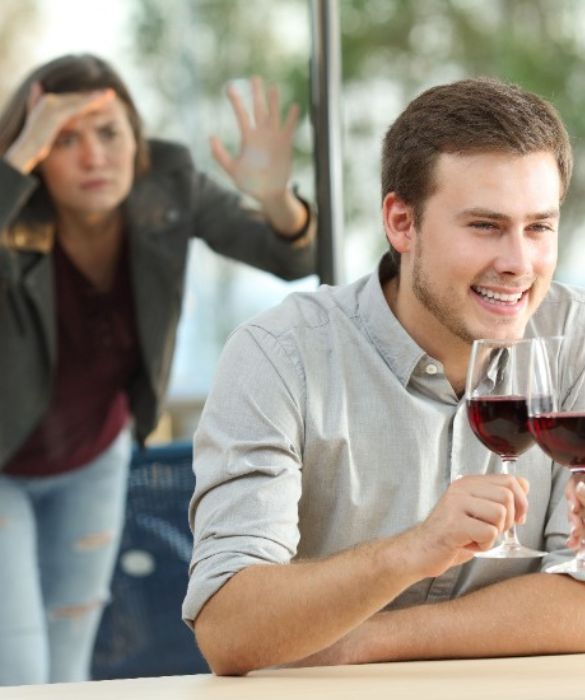 <p>Il passaggio immediatamente successivo quando scopri che l&rsquo;amore della tua vita (ormai non pi&ugrave; ex nella tua testa) ha un&rsquo;altra &egrave; di tipo investigativo. <strong>Chi &egrave; costei? Lui la ama? Sicuramente no</strong>. Il primo passo &egrave; avvicinarti a lui in modo indiretto, chiedendo informazioni agli anelli che ancora vi uniscono: sua mamma, gli amici in comune.</p>

