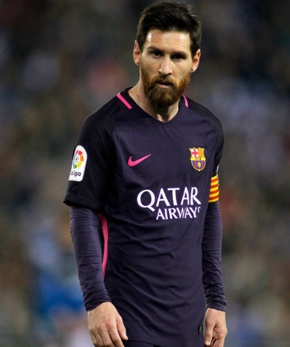 <p>Il calciatore Leo Messi avrebbe la cosiddetta <strong>sindrome di Asperger</strong>. A rivelarlo &egrave; stato Romario su Twitter, sottolineando che anche Newton e Einstein ne fossero affetti con queste parole: &laquo;Newton e Einstein erano autistici ed erano geni&raquo;.</p>
