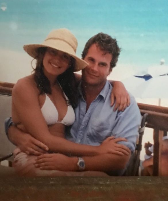 <p>Longevit&agrave; e amore duraturo anche per la supermodella Cindy Crawford e l&rsquo;uomo d&rsquo;affari Rande Gerber. I due si sono sposati nel 1998 - ricordiamo che dal 1991 al 1995 la Crawford era stata sposata con Richard Gere - e hanno avuto due figli.&nbsp;</p>
